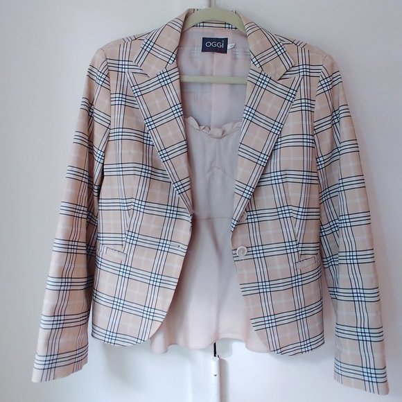 OGGI Designer's Jacket Blazer Fits sizes Small and 4-6 Boutique purchase - Picture 14 of 15